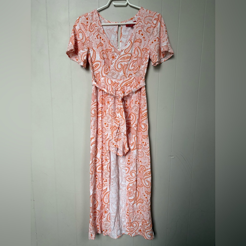 Guess Orange & White Paisley Romper & Duster (XS)